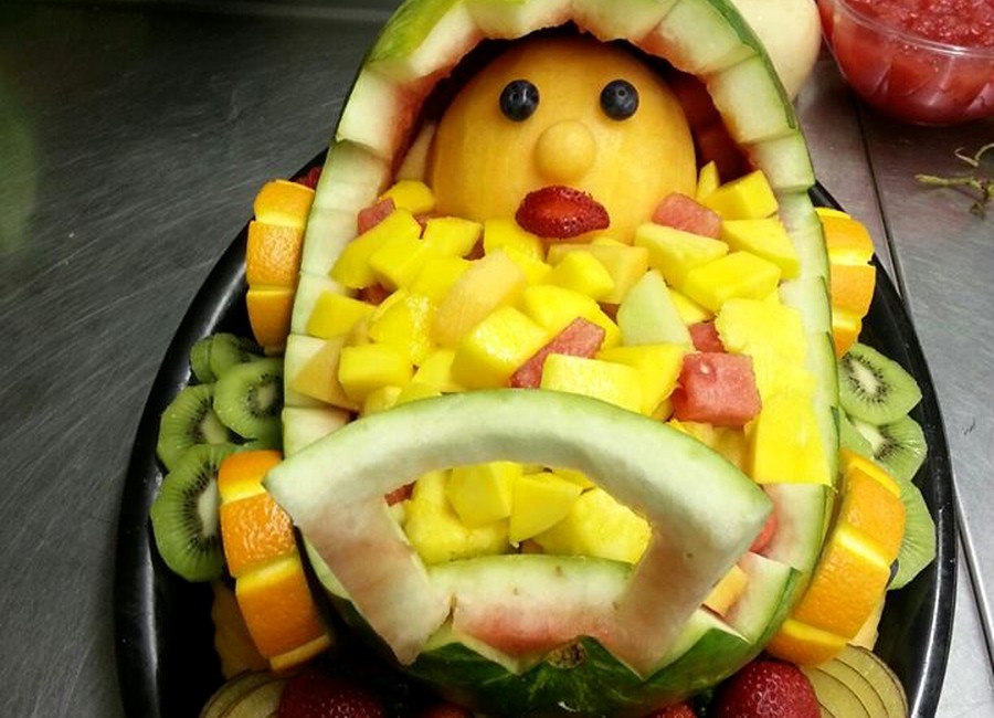 Custom fruit presentation